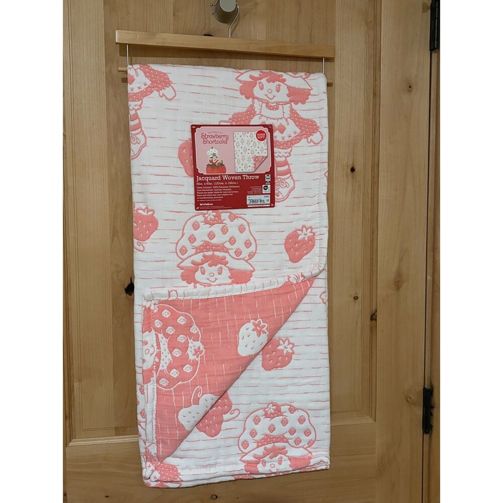 Strawberry Shortcake Pink Jacquard Woven Throw Blanket 50"x60" Reversible NWT